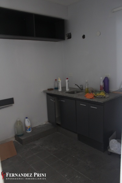 Libertad 567, San Nicolas, ,4 BañosBaños,Oficina,Venta,Libertad 567, San Nicolas,13,1035