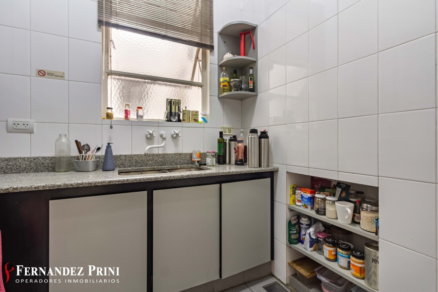 Talcahuano 758, San Nicolás, 8 Ambientes Ambientes,2 BañosBaños,Departamento,Venta,Talcahuano 758, San Nicolás,1412