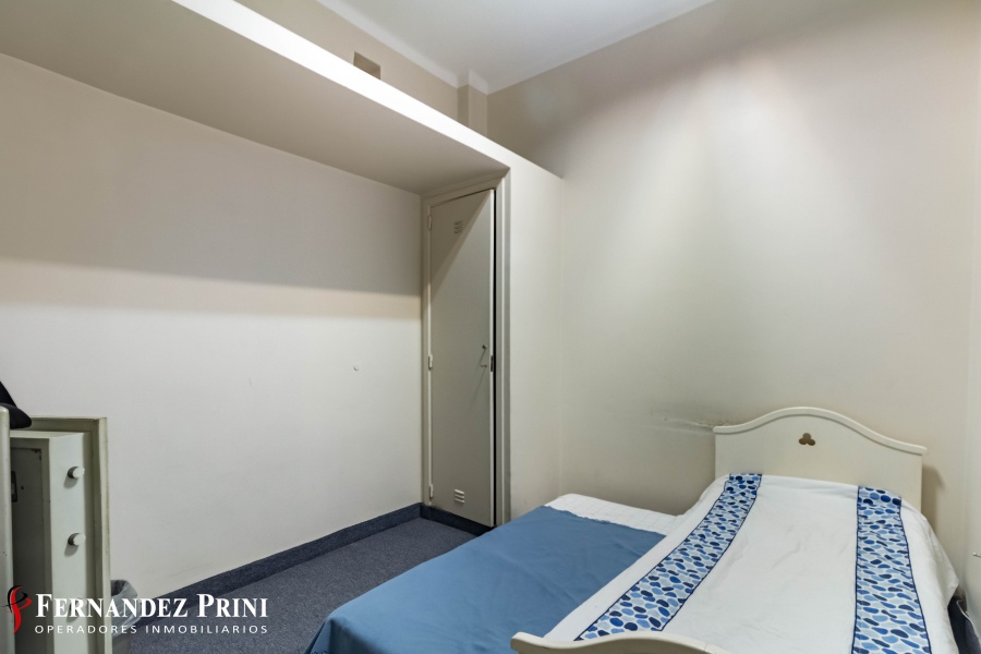 Talcahuano 758, San Nicolás, 8 Ambientes Ambientes,2 BañosBaños,Departamento,Venta,Talcahuano 758, San Nicolás,1412