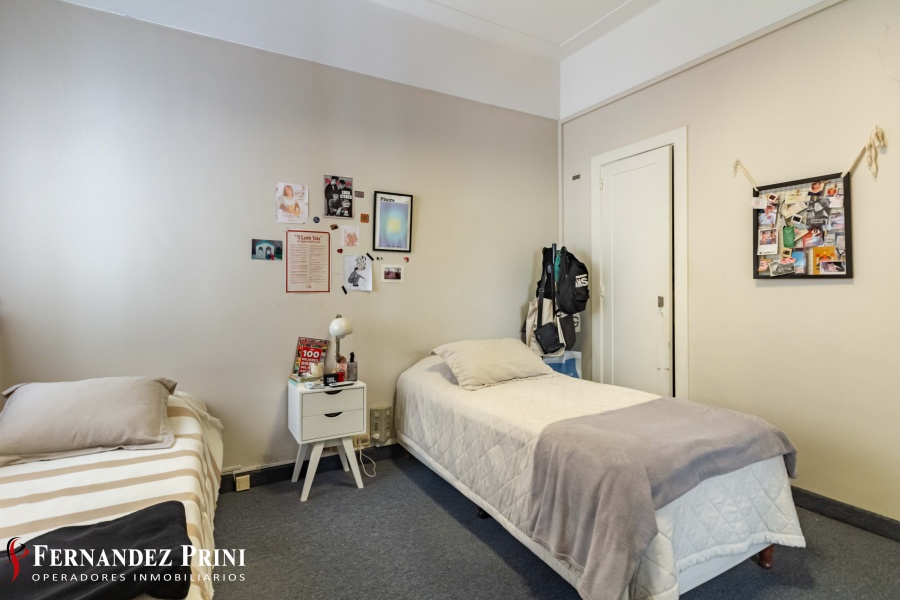 Talcahuano 758, San Nicolás, 8 Ambientes Ambientes,2 BañosBaños,Departamento,Venta,Talcahuano 758, San Nicolás,1412