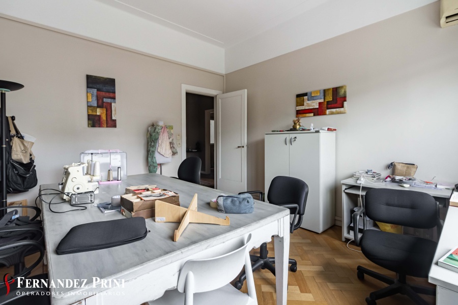 Talcahuano 758, San Nicolás, 8 Ambientes Ambientes,2 BañosBaños,Departamento,Venta,Talcahuano 758, San Nicolás,1412