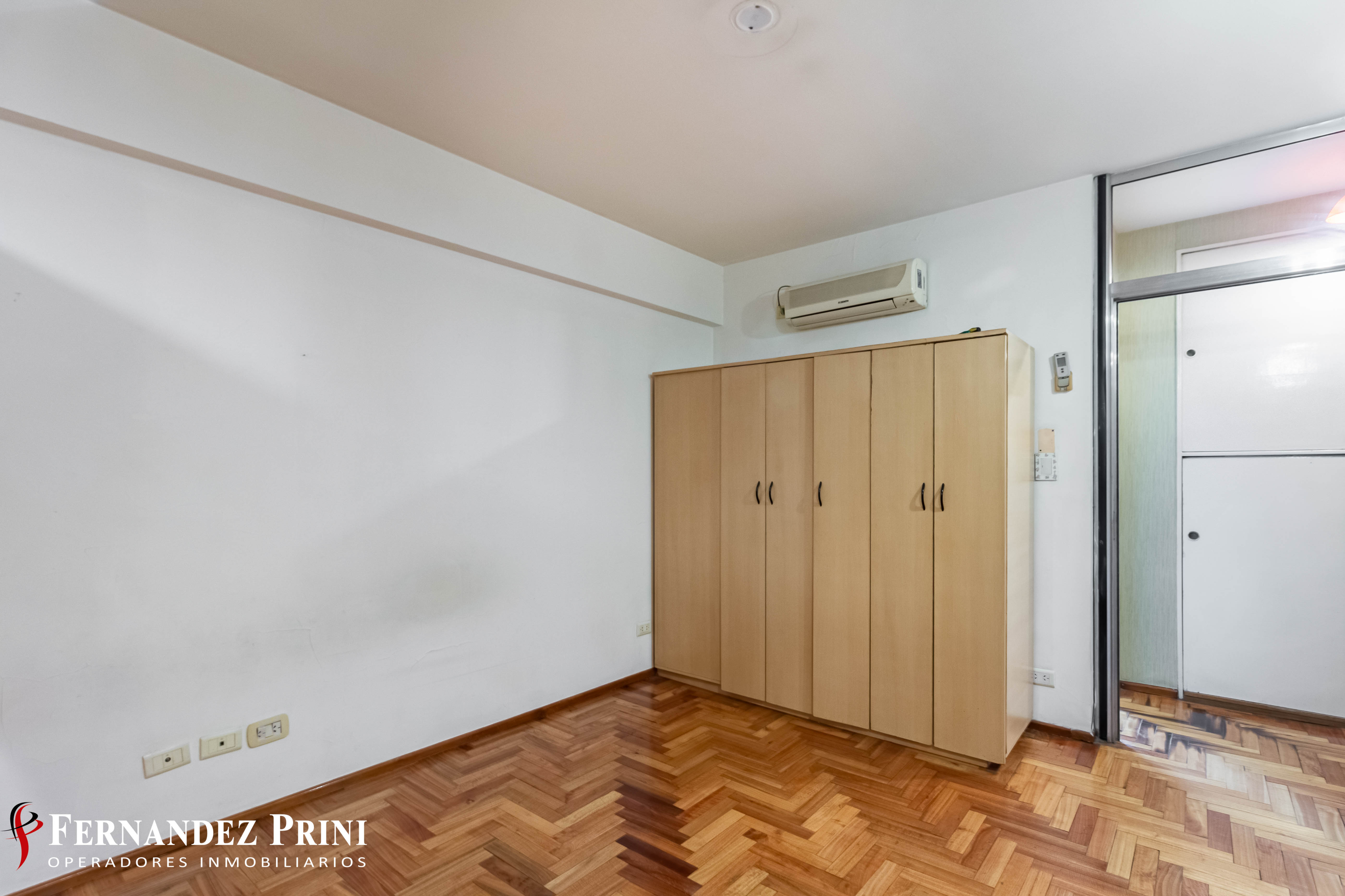 Av. Callao 257, San Nicolas, 2 Habitaciones Habitaciones, 3 Ambientes Ambientes,1 BañoBaños,Departamento,Venta,Av. Callao 257, San Nicolas,14,1465