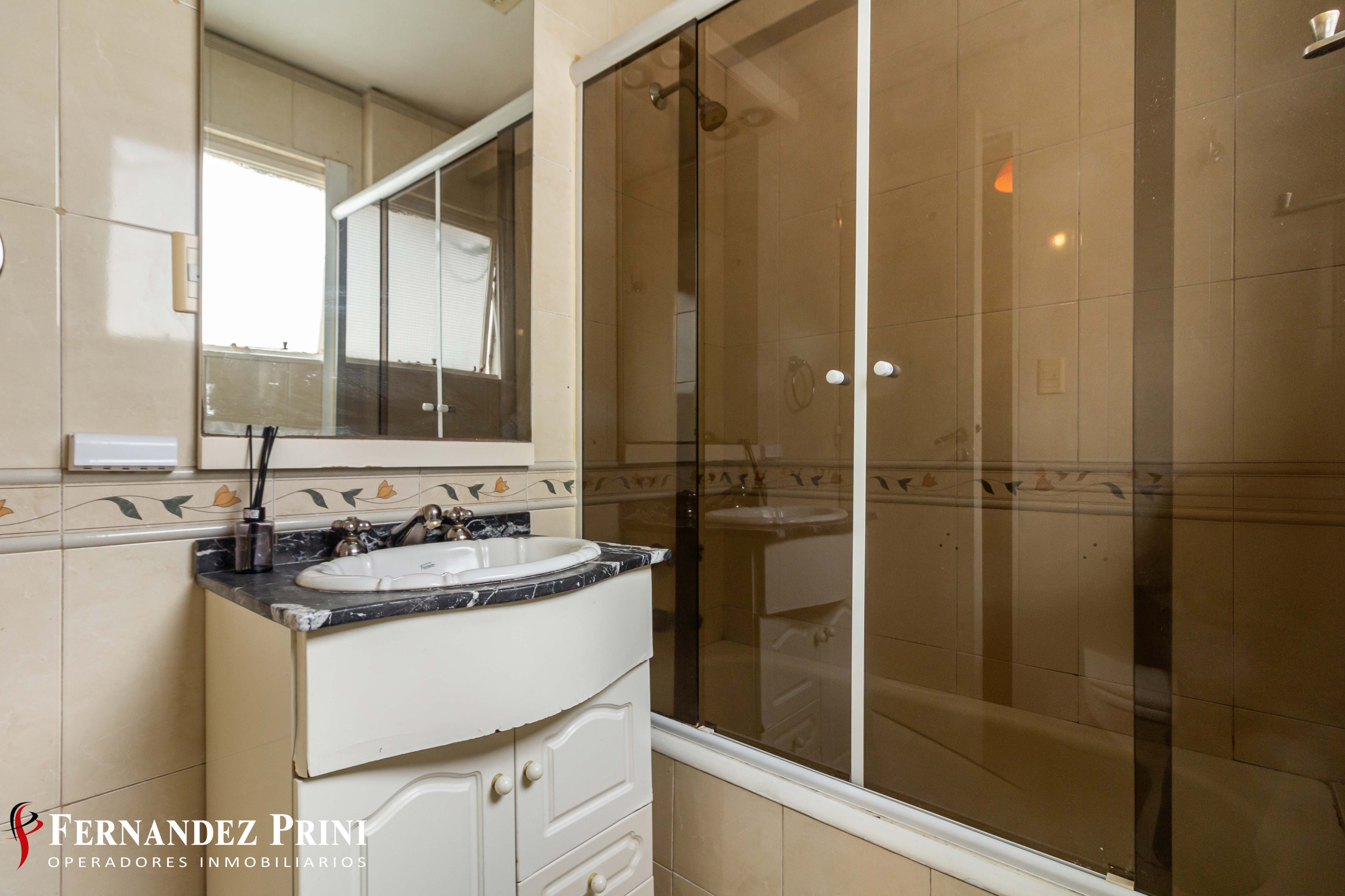 Av. Callao 257, San Nicolas, 2 Habitaciones Habitaciones, 3 Ambientes Ambientes,1 BañoBaños,Departamento,Venta,Av. Callao 257, San Nicolas,14,1465