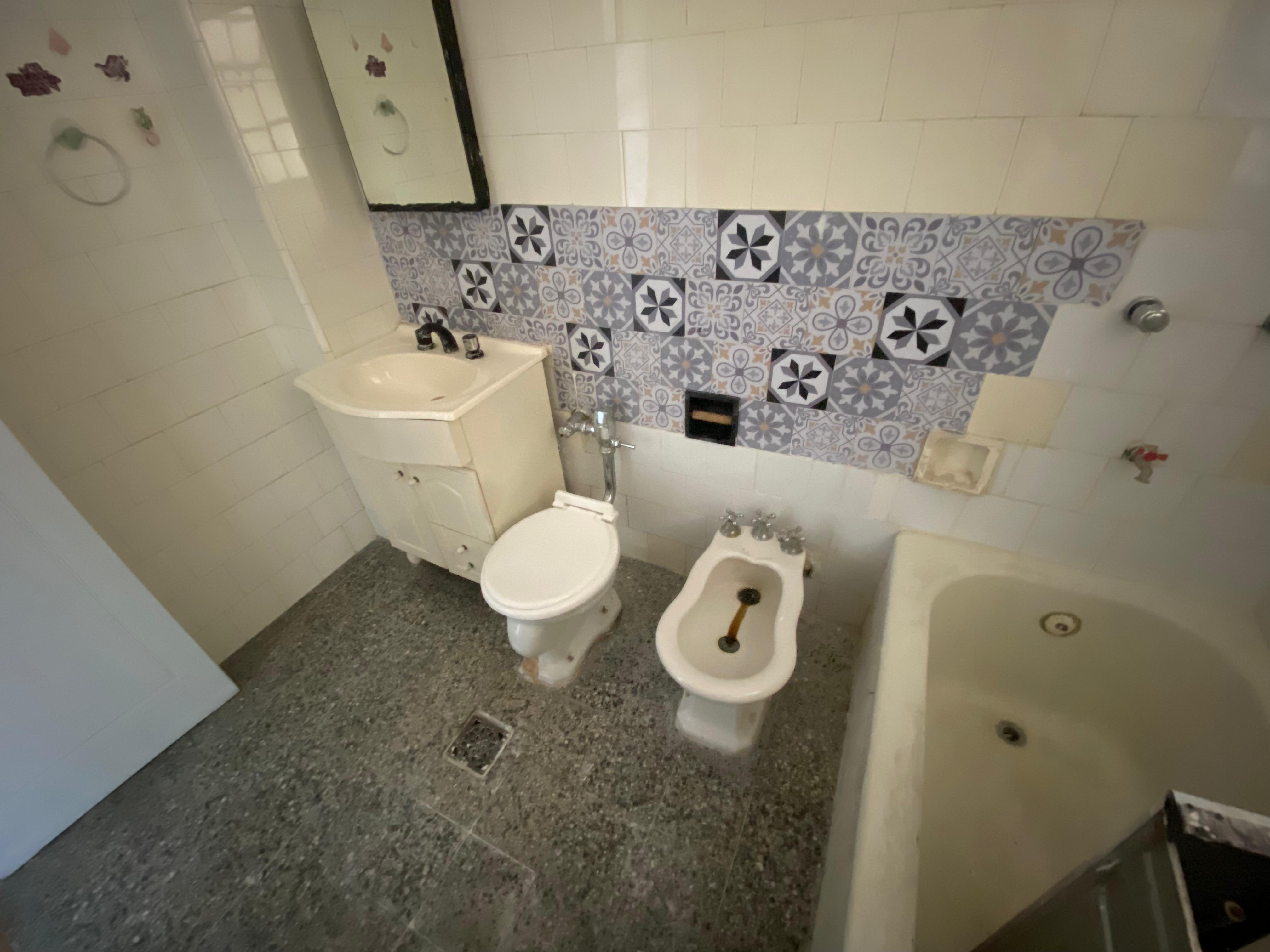 Tucumán 331, San Nicolás, 1 Habitación Habitaciones, 2 Ambientes Ambientes,1 BañoBaños,Departamento,Alquiler,Tucumán 331, San Nicolás,4,1510