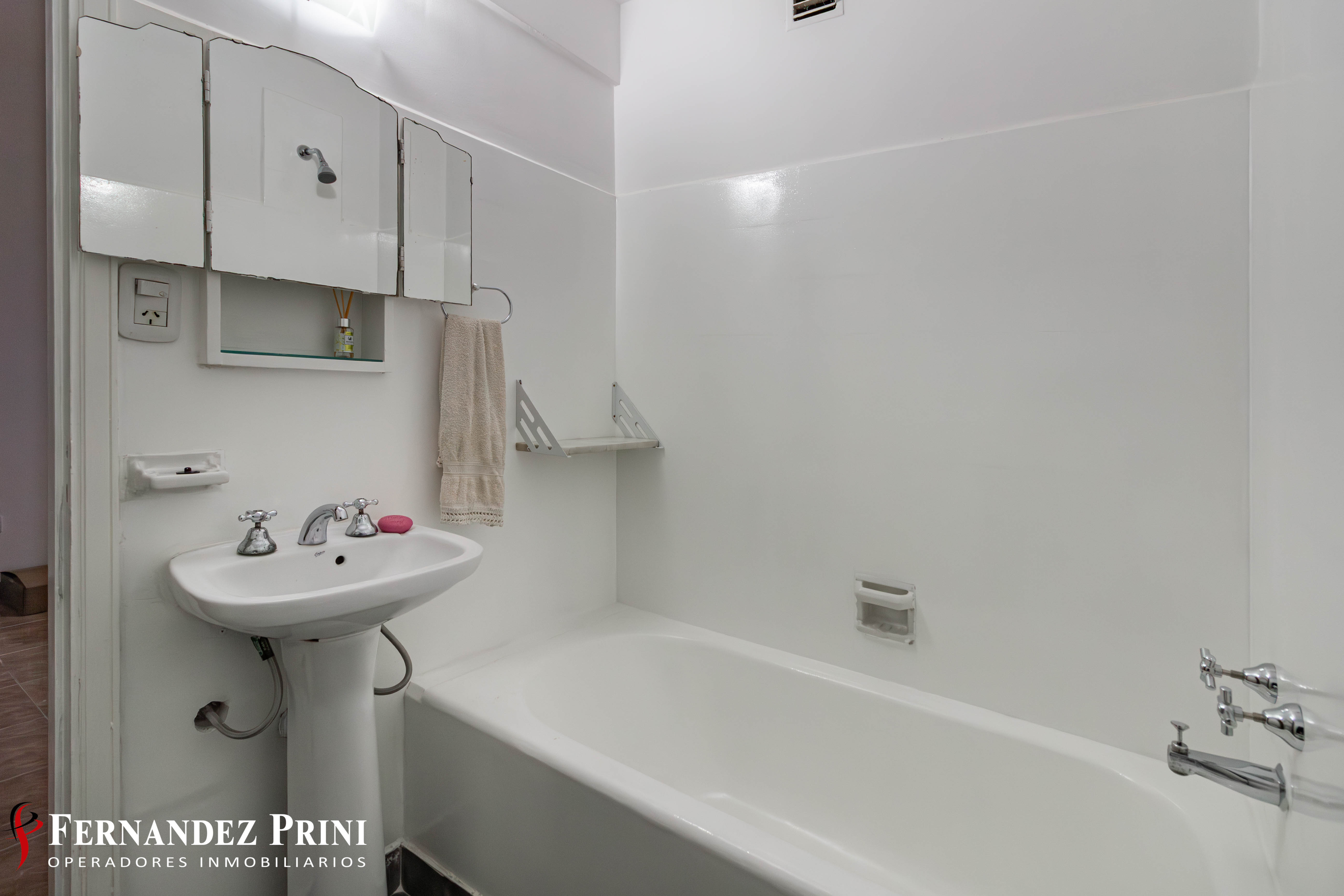 Mario Bravo 58, Almagro, 1 Room Ambientes,1 BañoBaños,Departamento,Alquiler,Mario Bravo 58, Almagro,1,1534