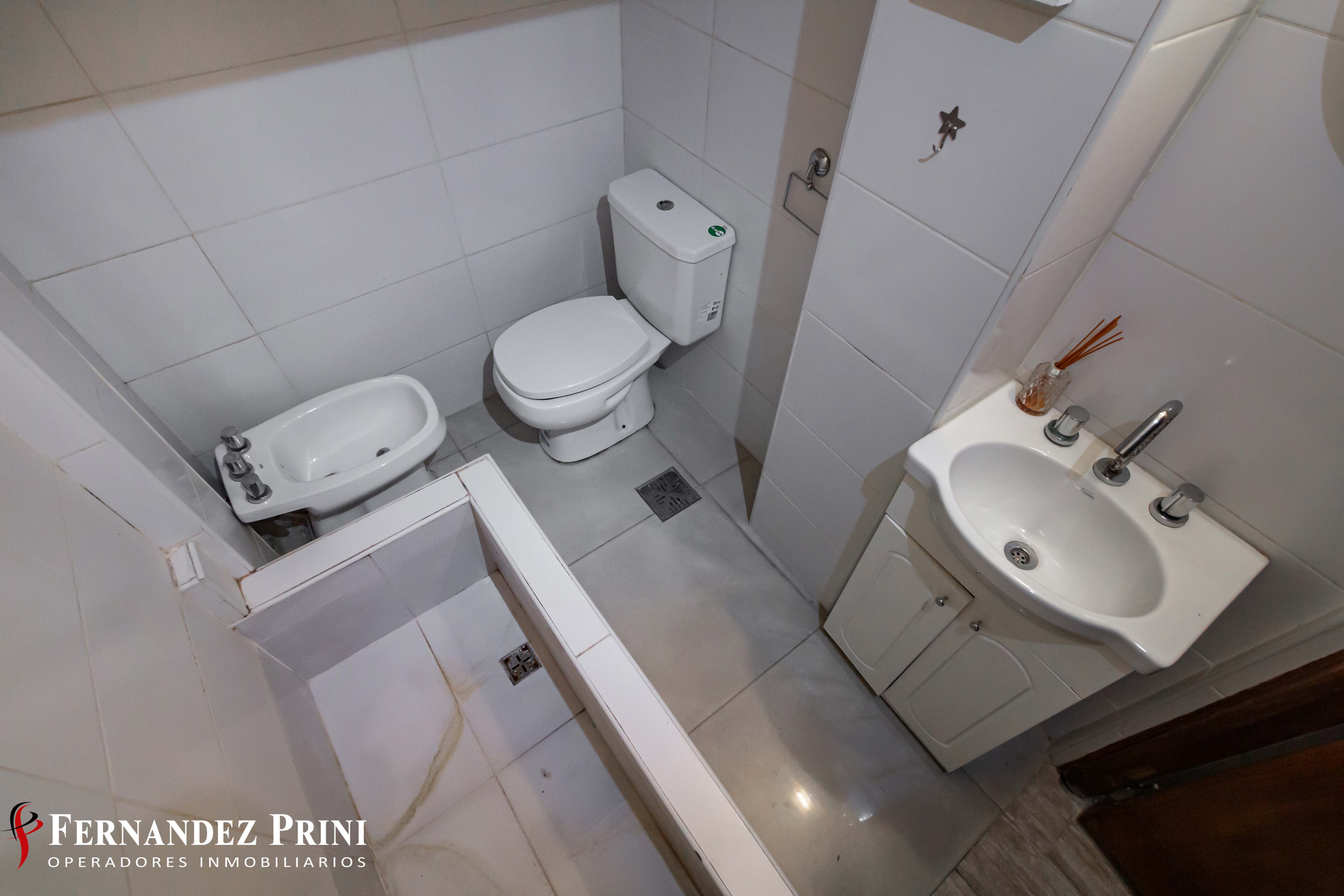 Av. Pueyrredón 1635, Recoleta, 1 Habitación Habitaciones, 2 Ambientes Ambientes,1 BañoBaños,Departamento,Alquiler,Av. Pueyrredón 1635, Recoleta,1541