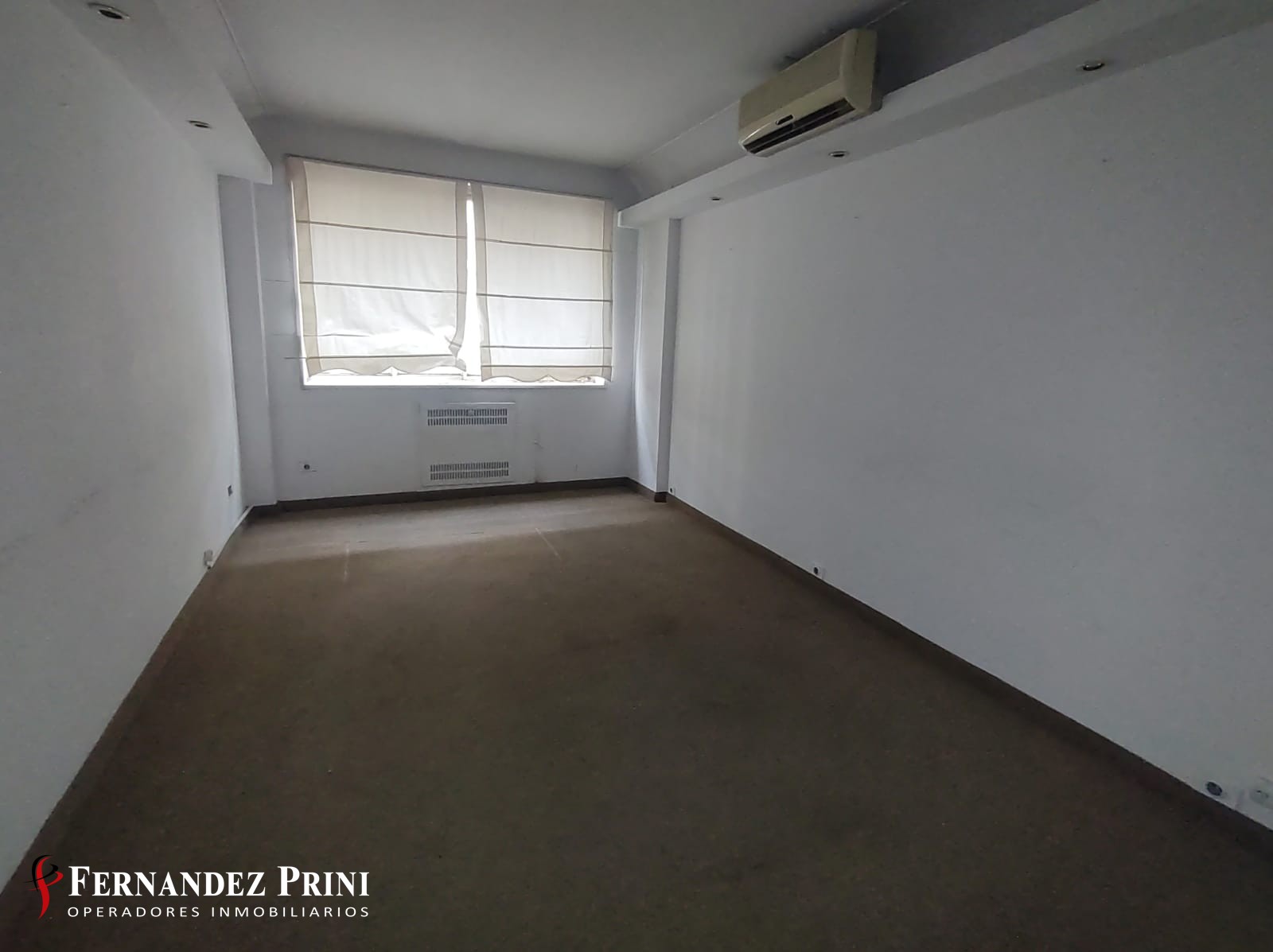 Parana 768, San Nicolas, 4 Ambientes Ambientes,1 BañoBaños,Oficina,Alquiler,Parana 768, San Nicolas,3,1544