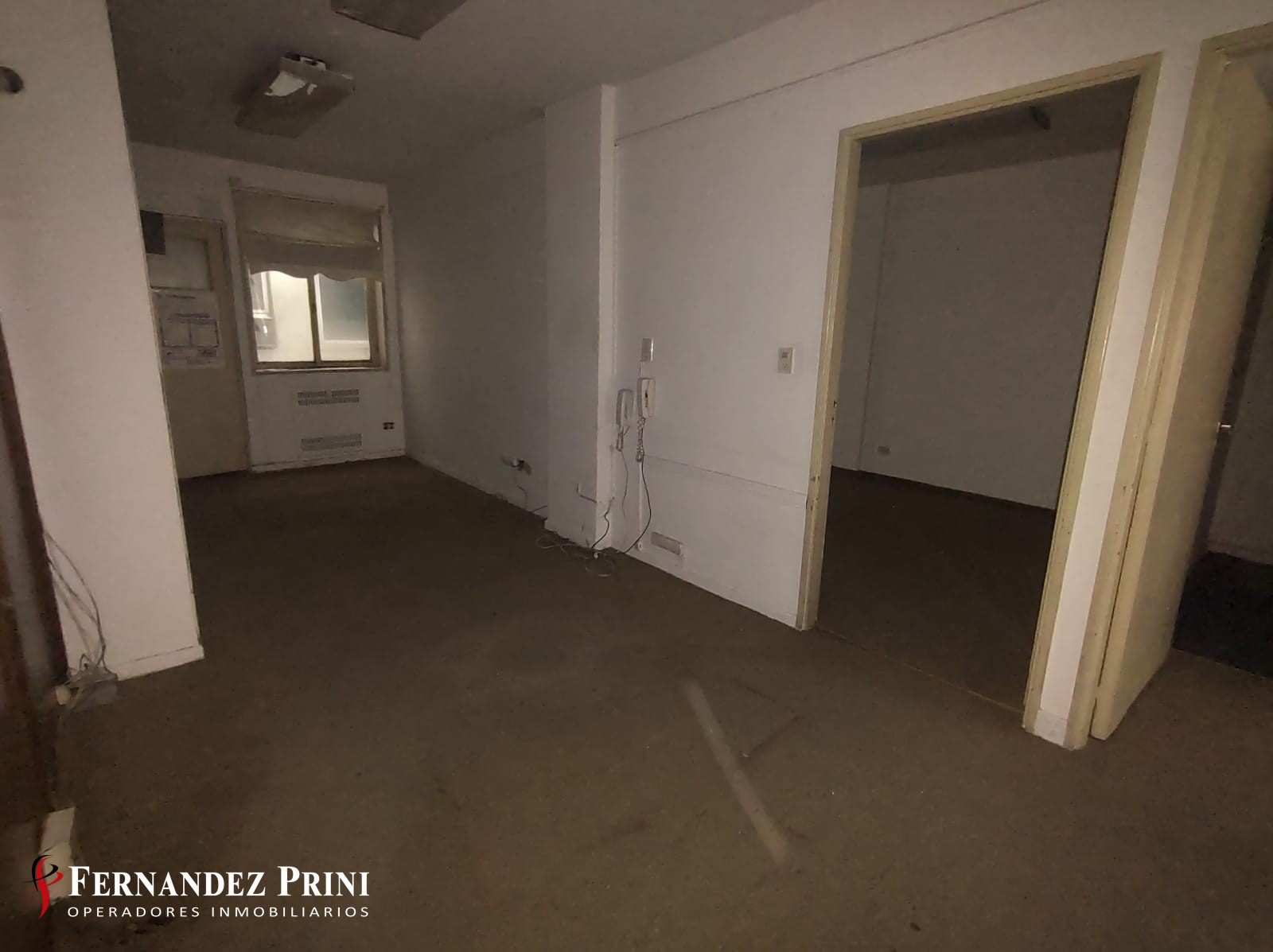 Parana 768, San Nicolas, 4 Ambientes Ambientes,1 BañoBaños,Oficina,Alquiler,Parana 768, San Nicolas,3,1544