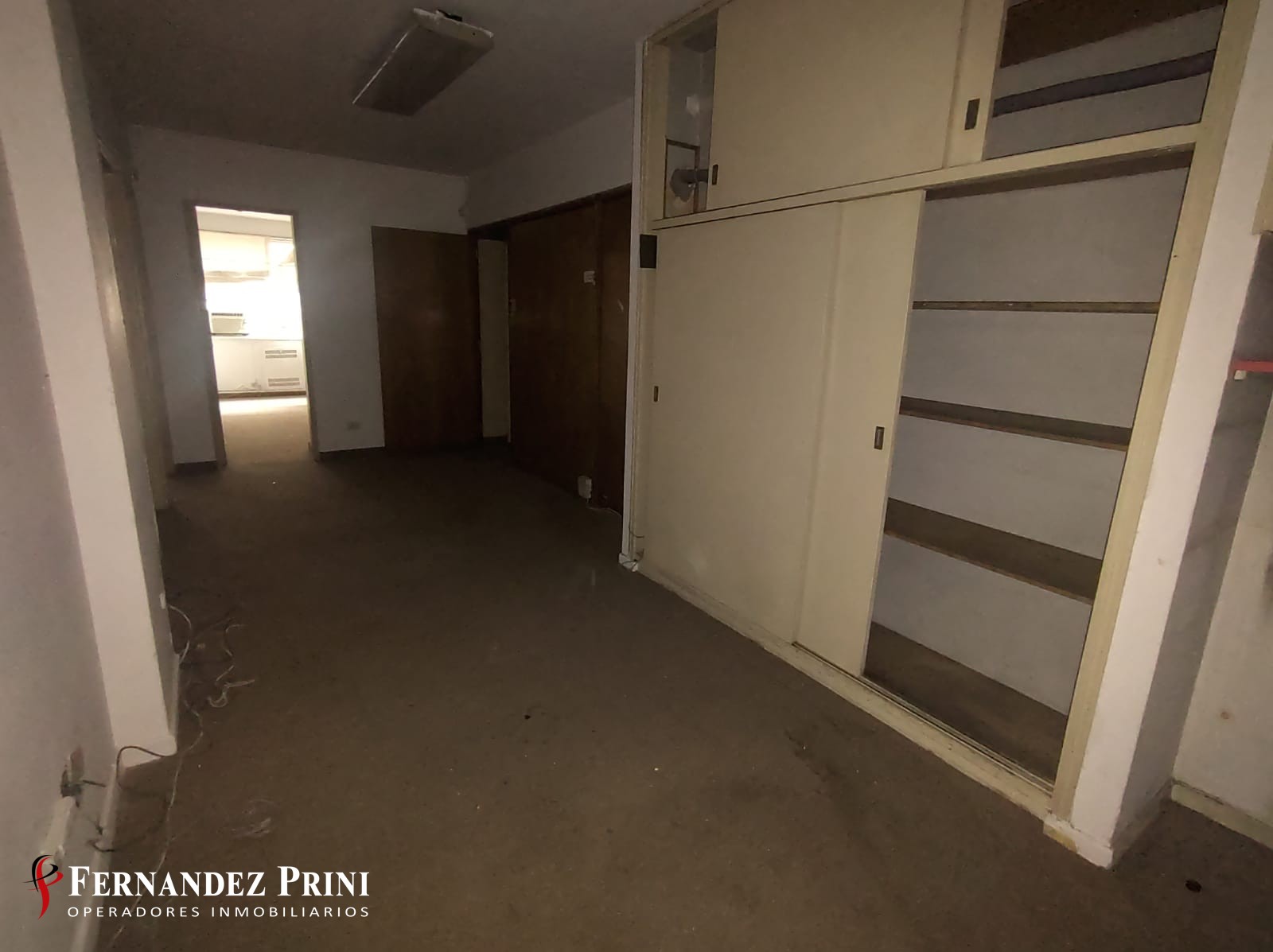 Parana 768, San Nicolas, 4 Ambientes Ambientes,1 BañoBaños,Oficina,Alquiler,Parana 768, San Nicolas,3,1544