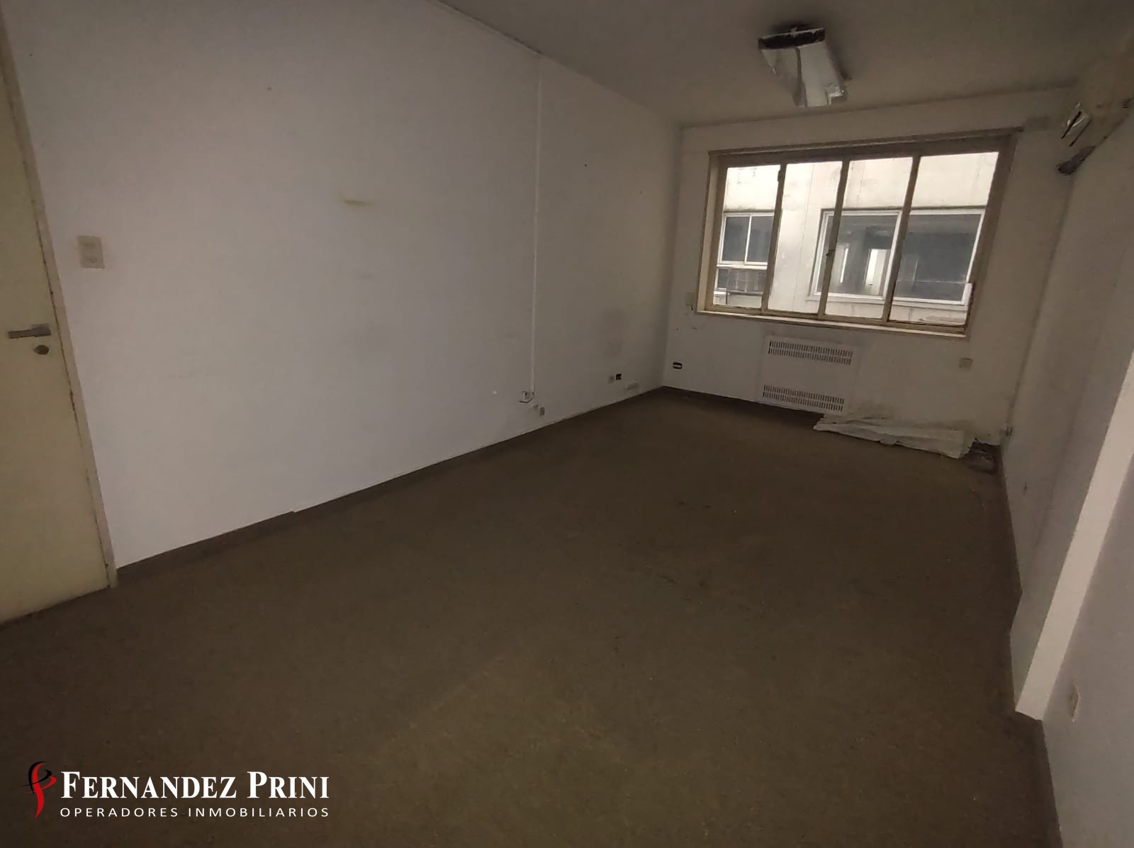 Parana 768, San Nicolas, 4 Ambientes Ambientes,1 BañoBaños,Oficina,Alquiler,Parana 768, San Nicolas,3,1544