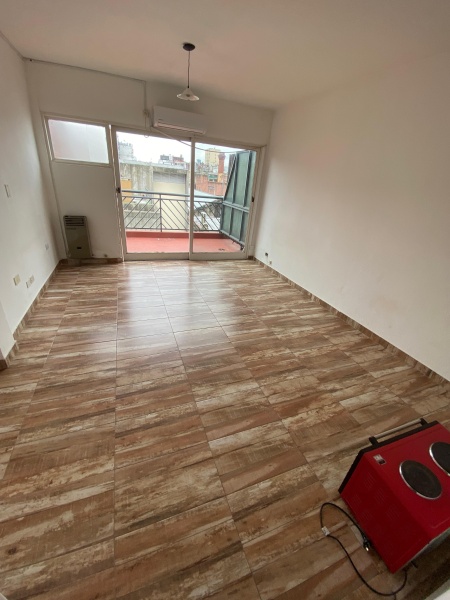 Uriburu 774, Balvanera, 1 Habitación Habitaciones,1 BañoBaños,Departamento,Alquiler,Uriburu 774, Balvanera,9,1588
