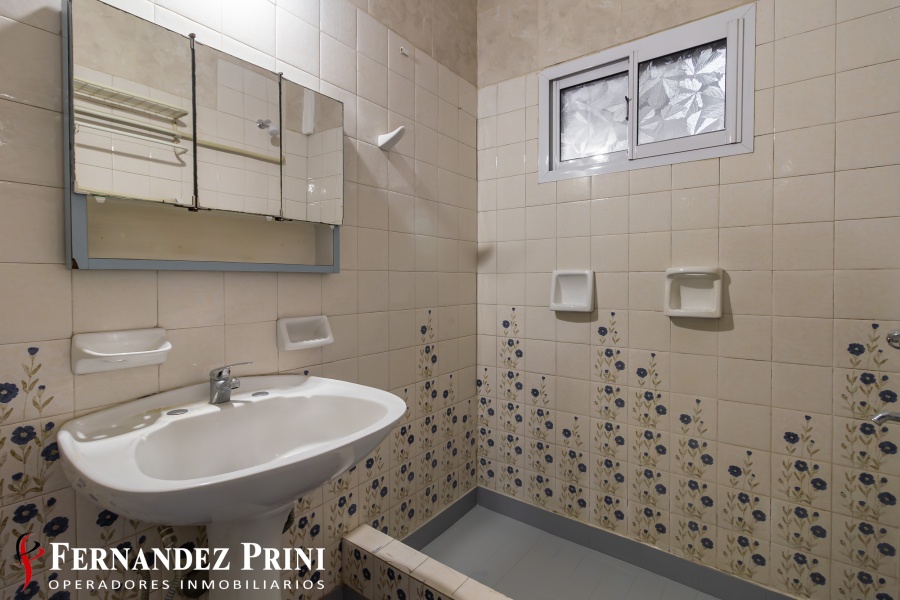 Sarandi 229, Balvanera, 1 Dormitorio Habitaciones, 2 Habitaciones Habitaciones,1 BañoBaños,Departamento,Venta,Sarandi 229, Balvanera,2,1598