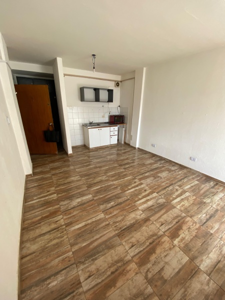 Uriburu 774, Balvanera, 1 Habitación Habitaciones,1 BañoBaños,Departamento,Alquiler,Uriburu 774, Balvanera,8,1620