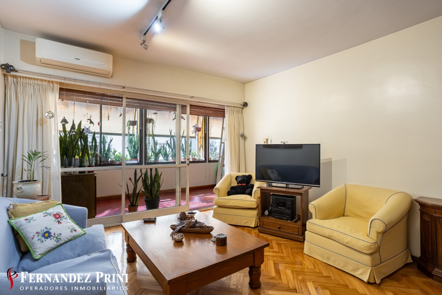 Vicente López 2272, Recoleta, 1 Dormitorio Habitaciones, 2 Habitación Habitaciones,1 BañoBaños,Departamento,Venta,Vicente López 2272, Recoleta,5,1624